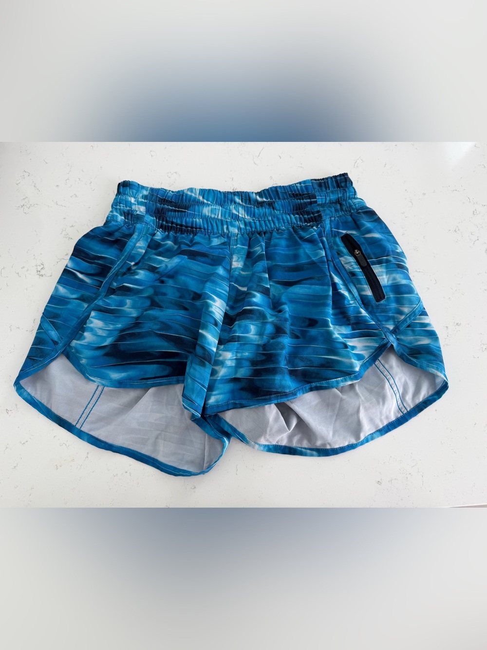 lululemon athletica Women's Blue Wave Athletic Shorts size 8